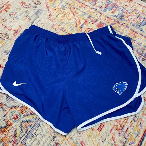 UK Nike Shorts - Picture 1 of 1
